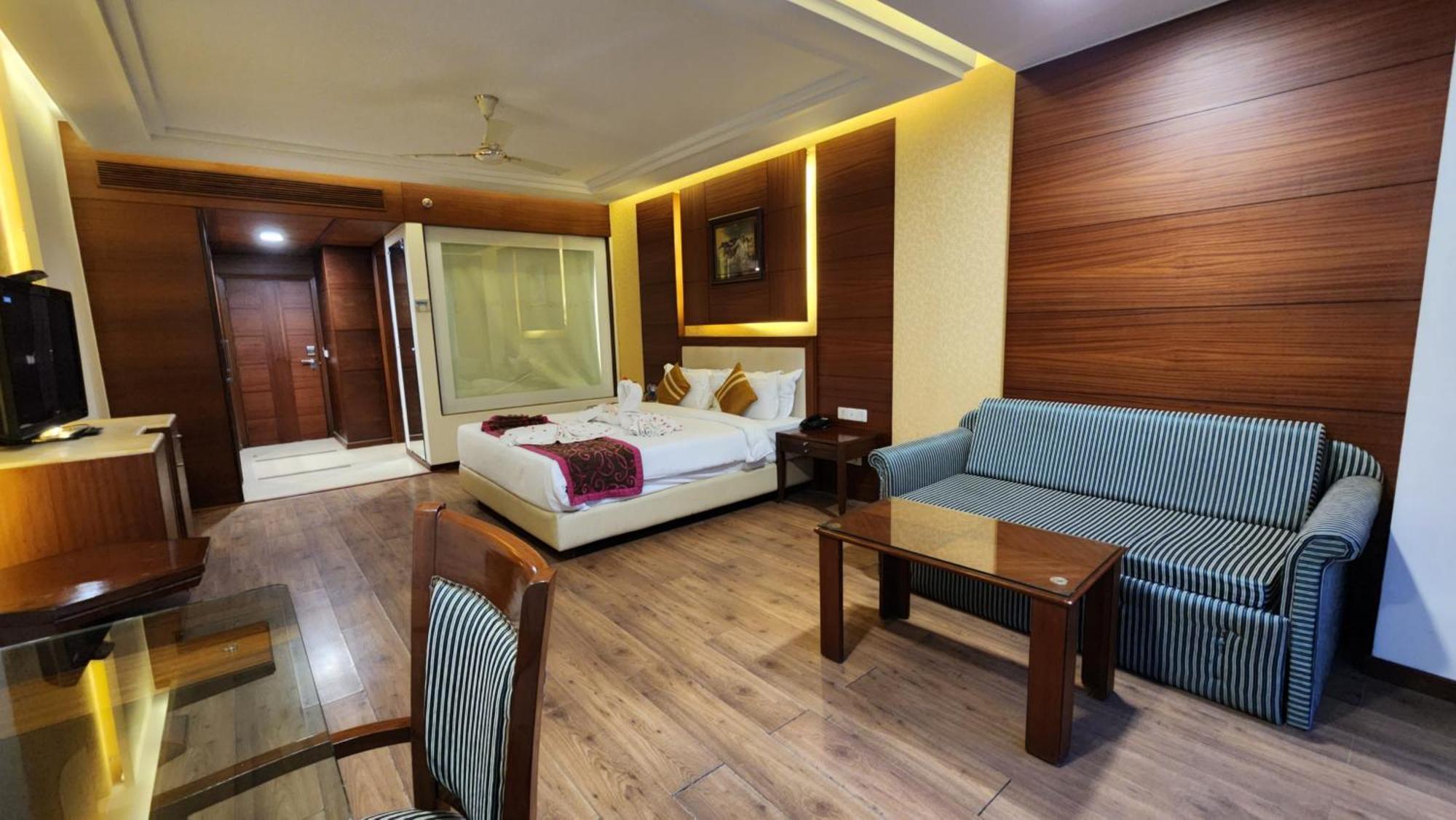 Hotel Royal Ark - Kasauli Buitenkant foto