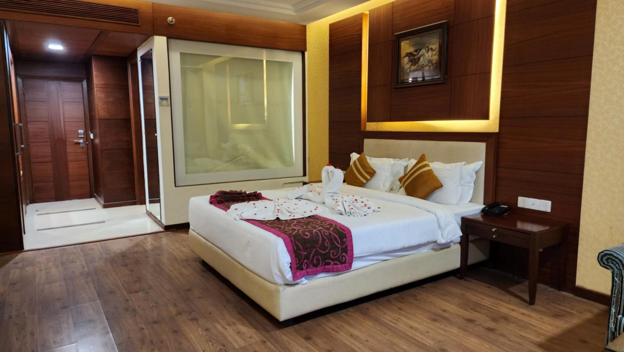Hotel Royal Ark - Kasauli Buitenkant foto