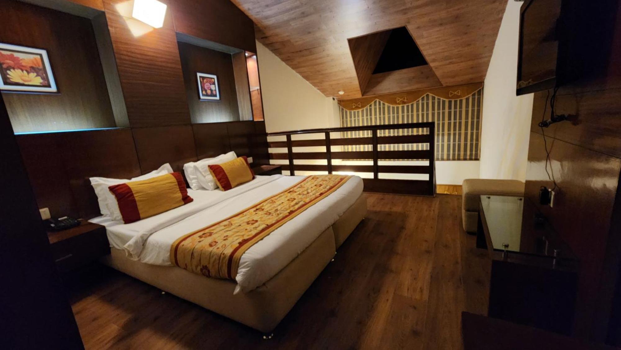 Hotel Royal Ark - Kasauli Buitenkant foto