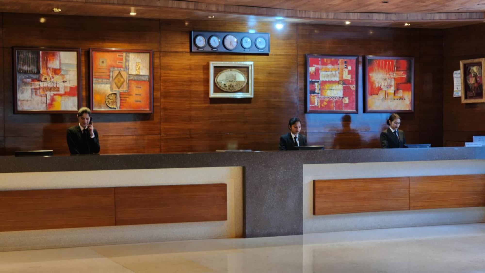 Hotel Royal Ark - Kasauli Buitenkant foto