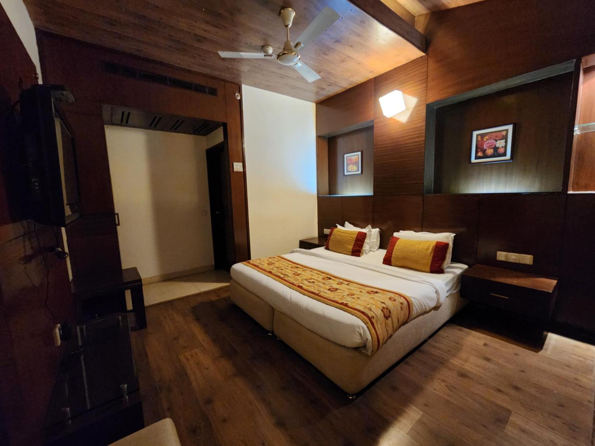 Hotel Royal Ark - Kasauli Buitenkant foto